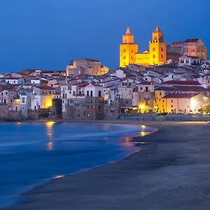 In Summer , Cefalú Italia