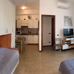 Appartamento Affitti Brevi / G.b Rossi Friendly, Verona