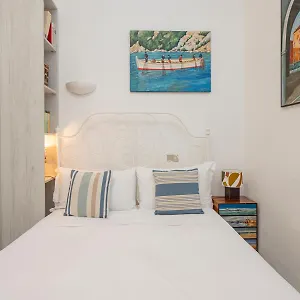 New In Downtown Close To Duomo , Milán Italia