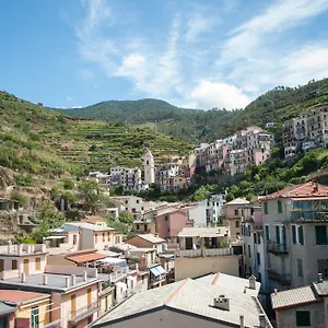 Apartment Casa Di Mezzo By Arbaspaa Manarola
